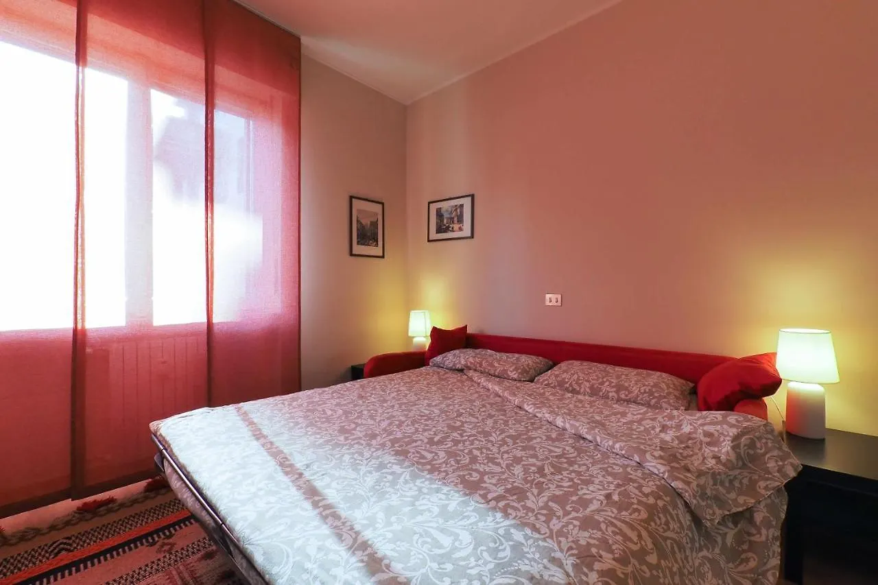 Apartman Mba24 Charming Suite Close To Metro Fieracitylife Milánó Olaszország