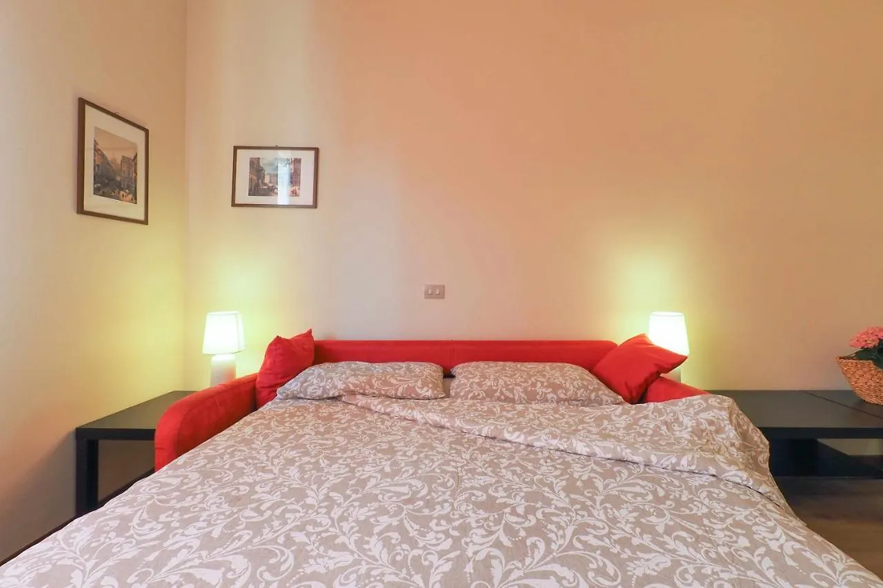 Mba24 Charming Suite Close To Metro Fieracitylife 밀라노 아파트